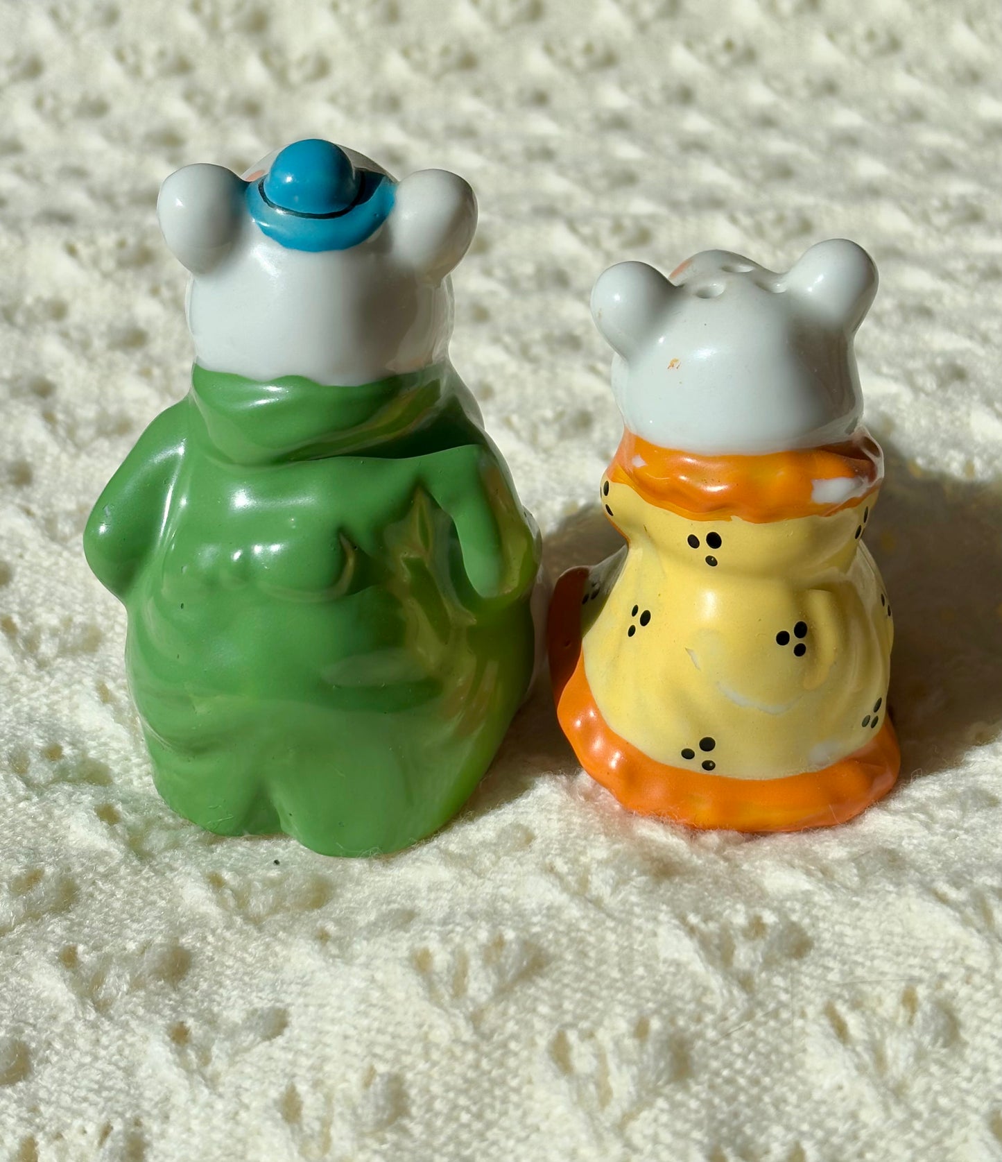 Mr & Mrs Frog Salt n Pepper Shakers