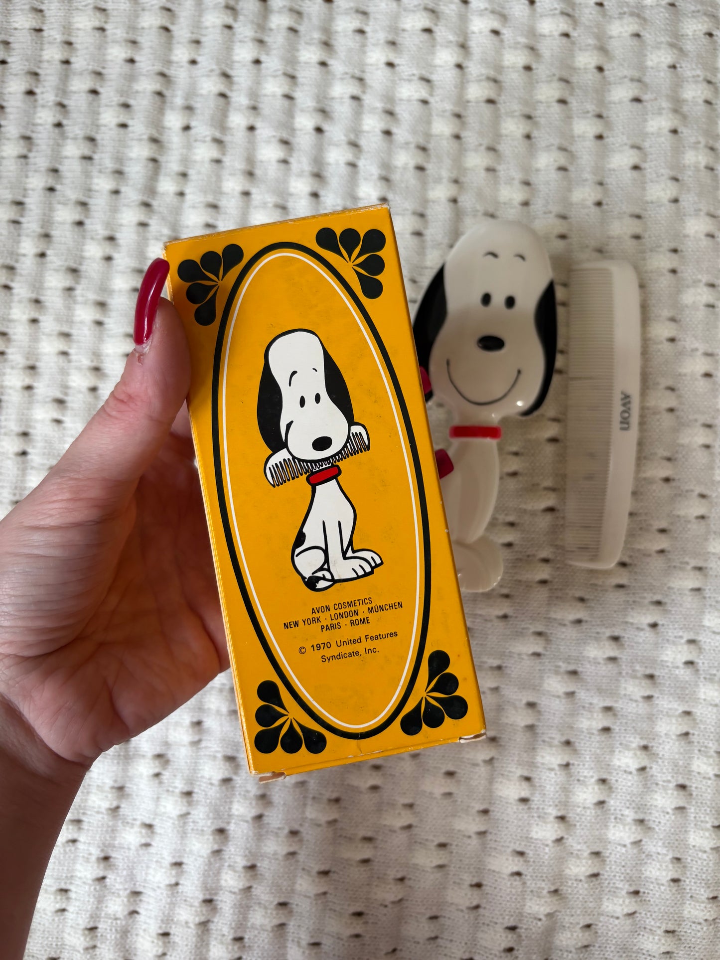 1970 Snoopy X Avon Brush Set