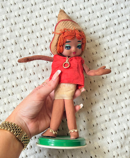 Kitsch Wire Pose Doll